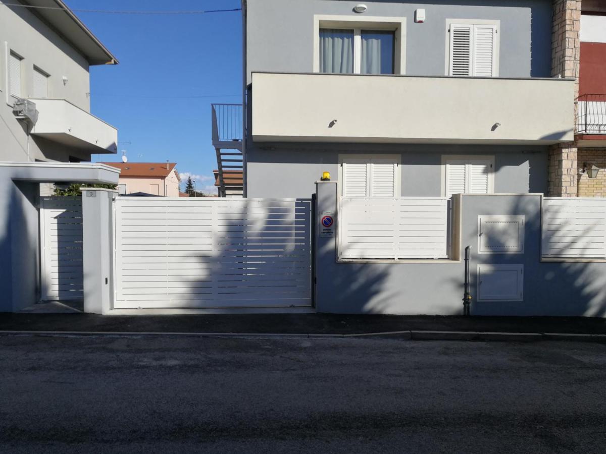 Alcivico3 Bed and Breakfast Civitanova Marche Eksteriør billede